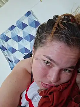 CatalinaWright's cam snapshot