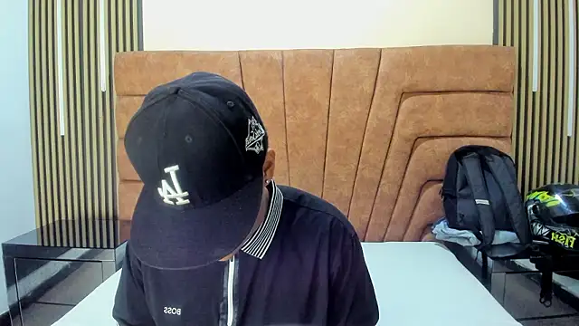 MATHY_ROBERT live sex cam