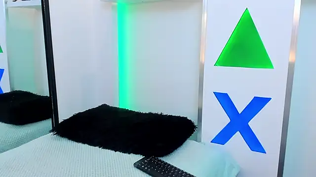 Sarah_Saenzz's cam snapshot