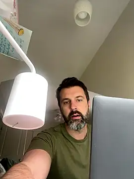 plaintreebull live sex cam