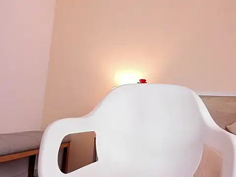 AustinTowers's cam snapshot