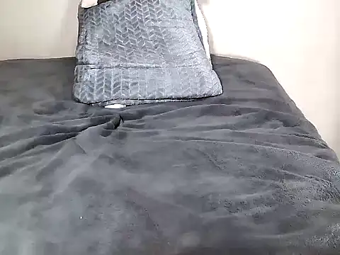 chris_aitrix's cam snapshot