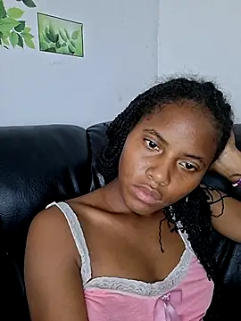 Nahomi_vidal live sex cam