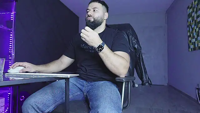 mattmasterss live sex cam