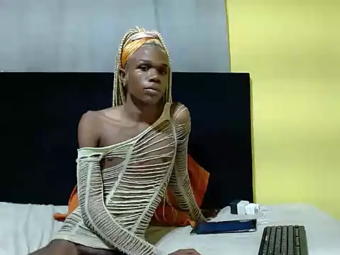 WildHornyTiger18 live sex cam