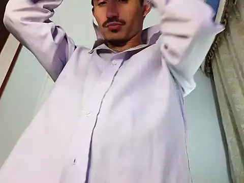 HomeAloneK's cam snapshot