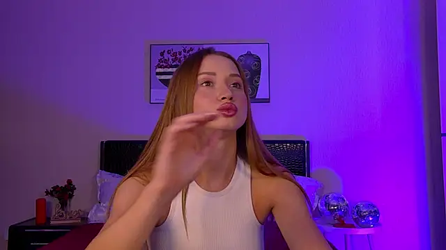 OliviaBrian's cam snapshot