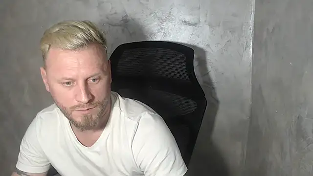 ALEX_BEAUTY2025's cam snapshot