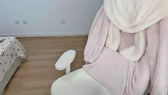 -qianqian's cam snapshot