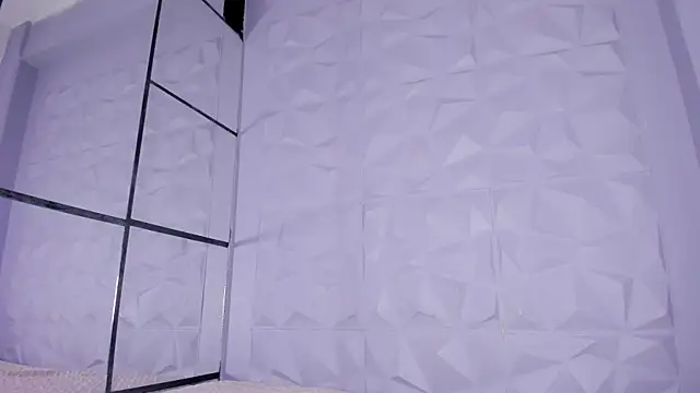 _LittleLia's cam snapshot