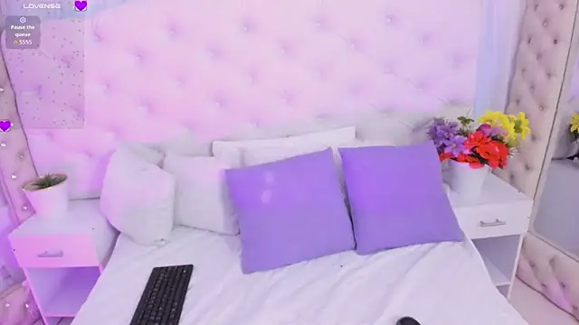 anchela-garcia1's cam snapshot