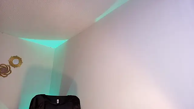 Aliss_rose's cam snapshot