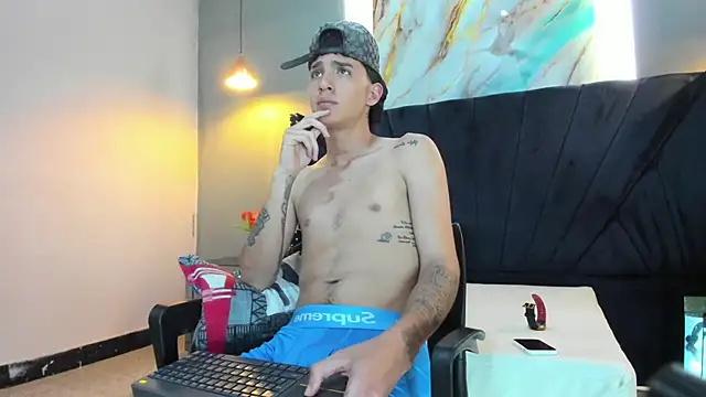 Xanderr_owen2 live sex cam