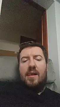 BeautifulPenis2002's cam snapshot