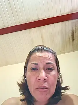 Zaralu_'s cam snapshot