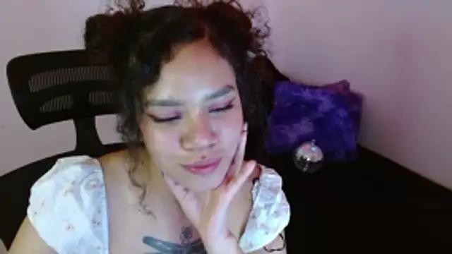 Canela_s1's cam snapshot