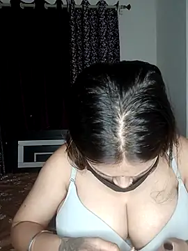 shilpa-singh's cam snapshot