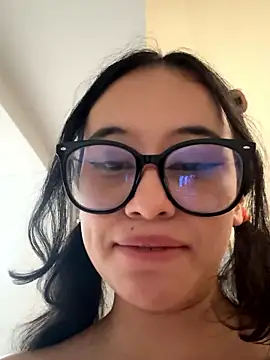 l0lita_sweet live sex cam