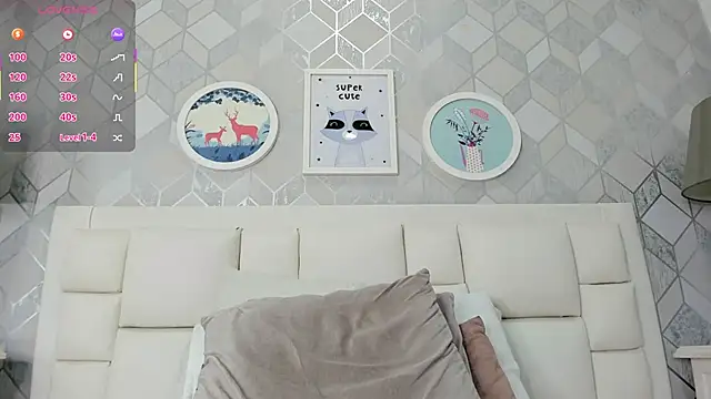 laura_rouse7's cam snapshot