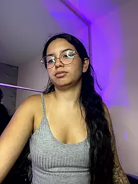 Rosita_forever_'s cam snapshot