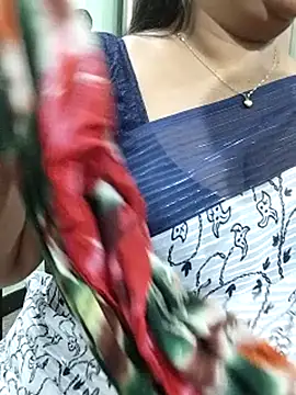 abinaya26's cam snapshot