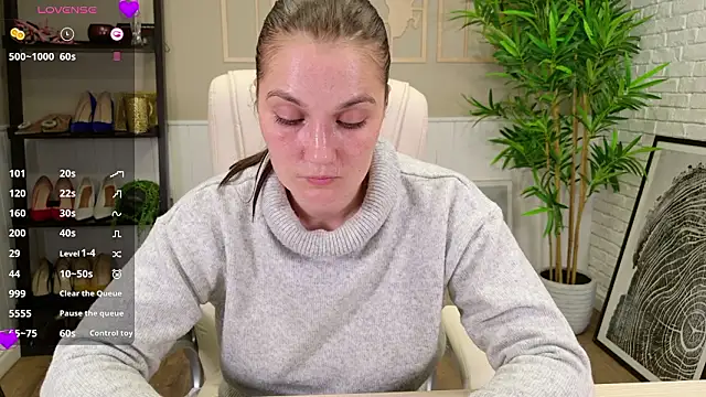 SelineSole's cam snapshot