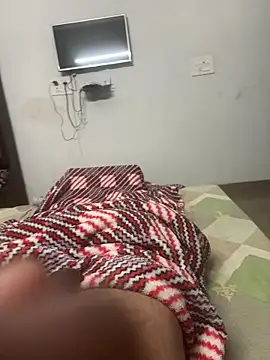 Hotguyforfun's cam snapshot