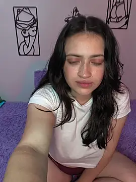 By_Lia's cam snapshot