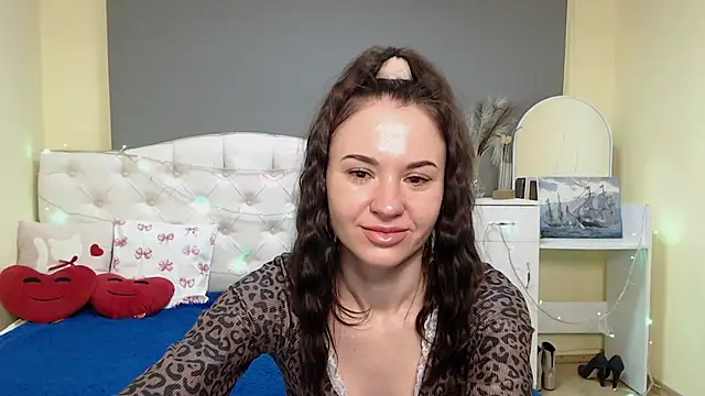 KaraCriegs's cam snapshot