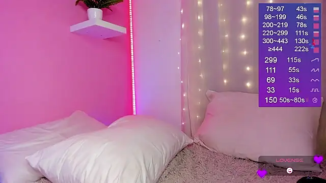 Bella-White live sex cam