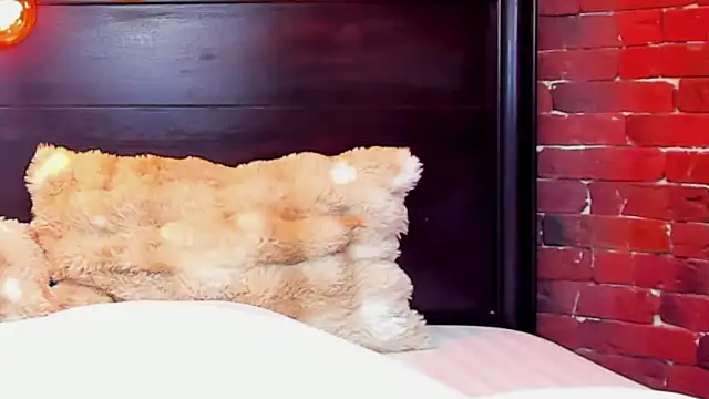 ChristynaRoss live sex cam