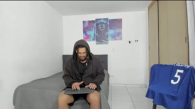 Louis_marley__ live sex cam