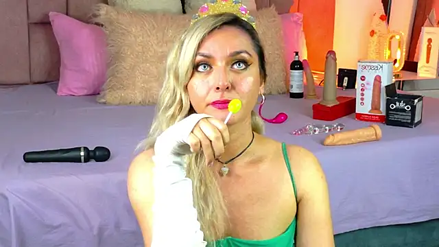 Lunitaa_Diva live sex cam