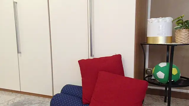 ScarletVerdi live sex cam