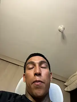 sendfer live sex cam