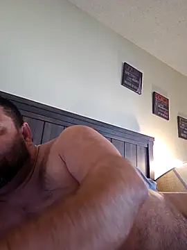 Roddog18 live sex cam