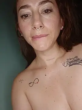 Samantha_curvy1 live sex cam