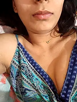 anayahotty's cam snapshot