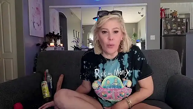 Lexi_Shocker's cam snapshot