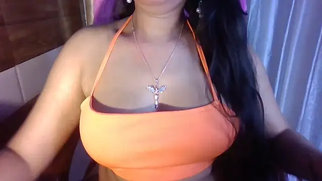 Yashika_Loves's cam snapshot