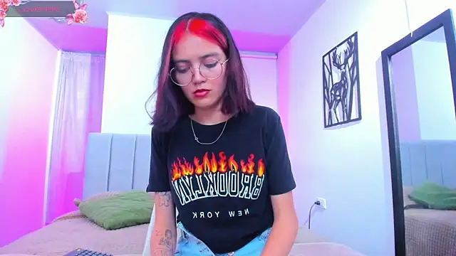 jade7_'s cam snapshot