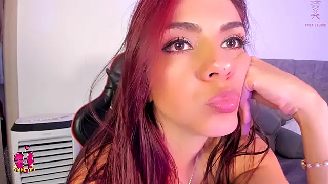 Samara_Kim live sex cam