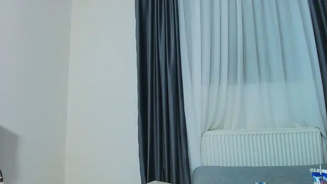 Gabrielaaxxx live sex cam