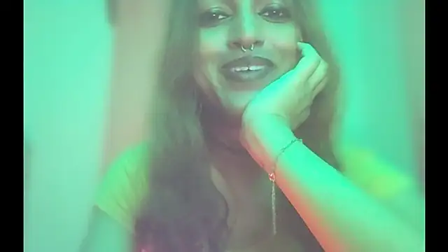 MmmMonikaBabie live sex cam