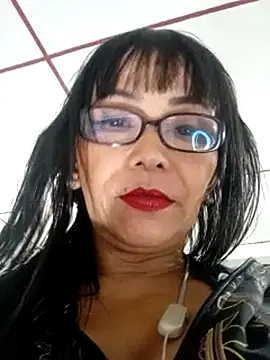 kelly_squirting live sex cam