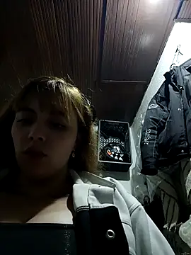 ISABELLA-01_'s cam snapshot