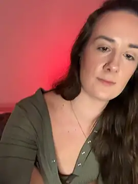 EllaMae live sex cam