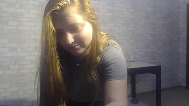 kila_lo's cam snapshot