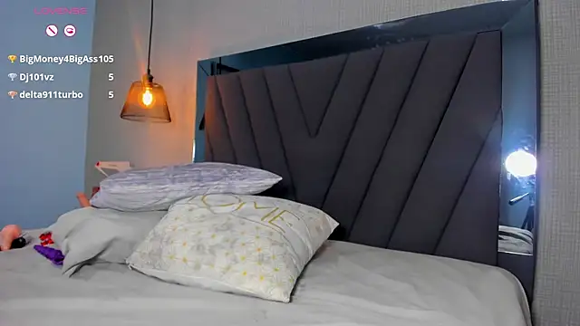 MELINAMARTINS live sex cam