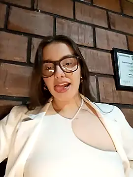 Mia_Rouse9's cam snapshot